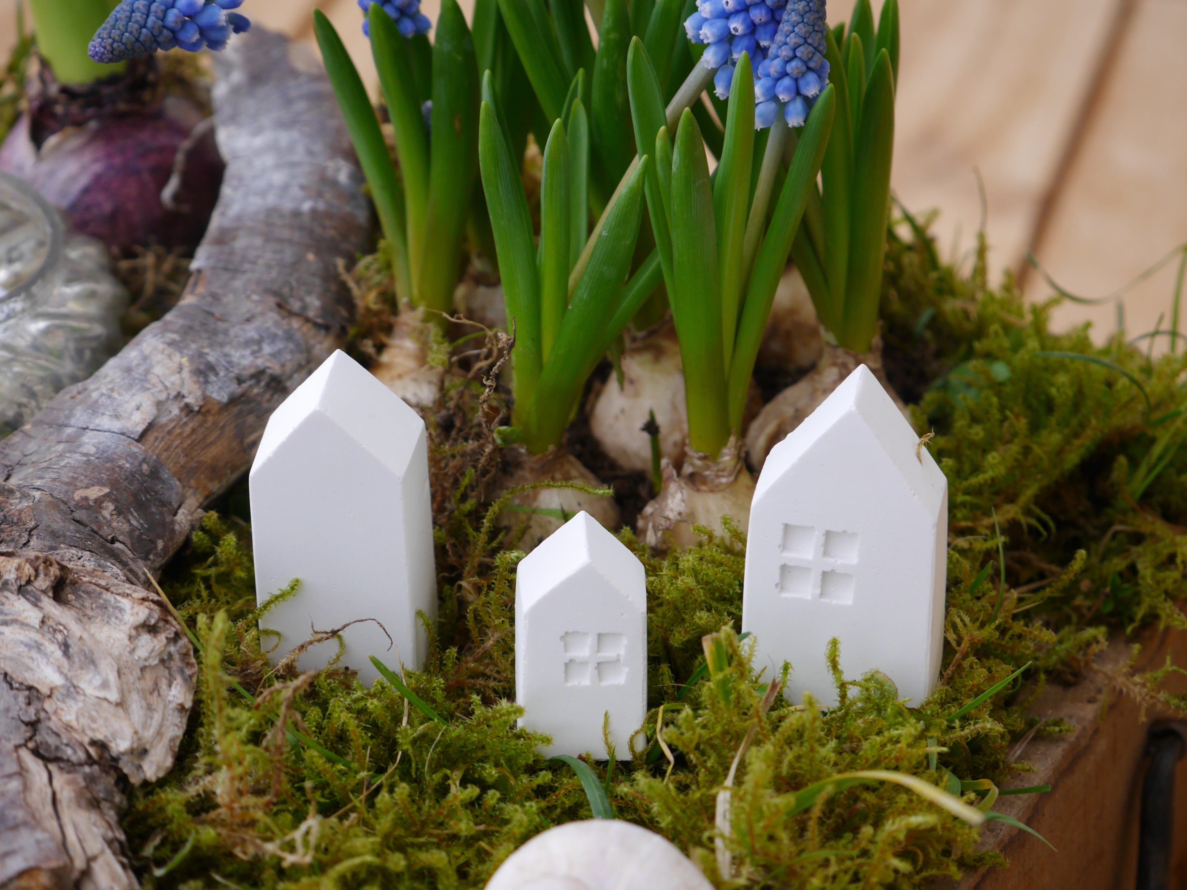 Mini Häuschen aus Raysin, Dekohäuschen, Dekohaus