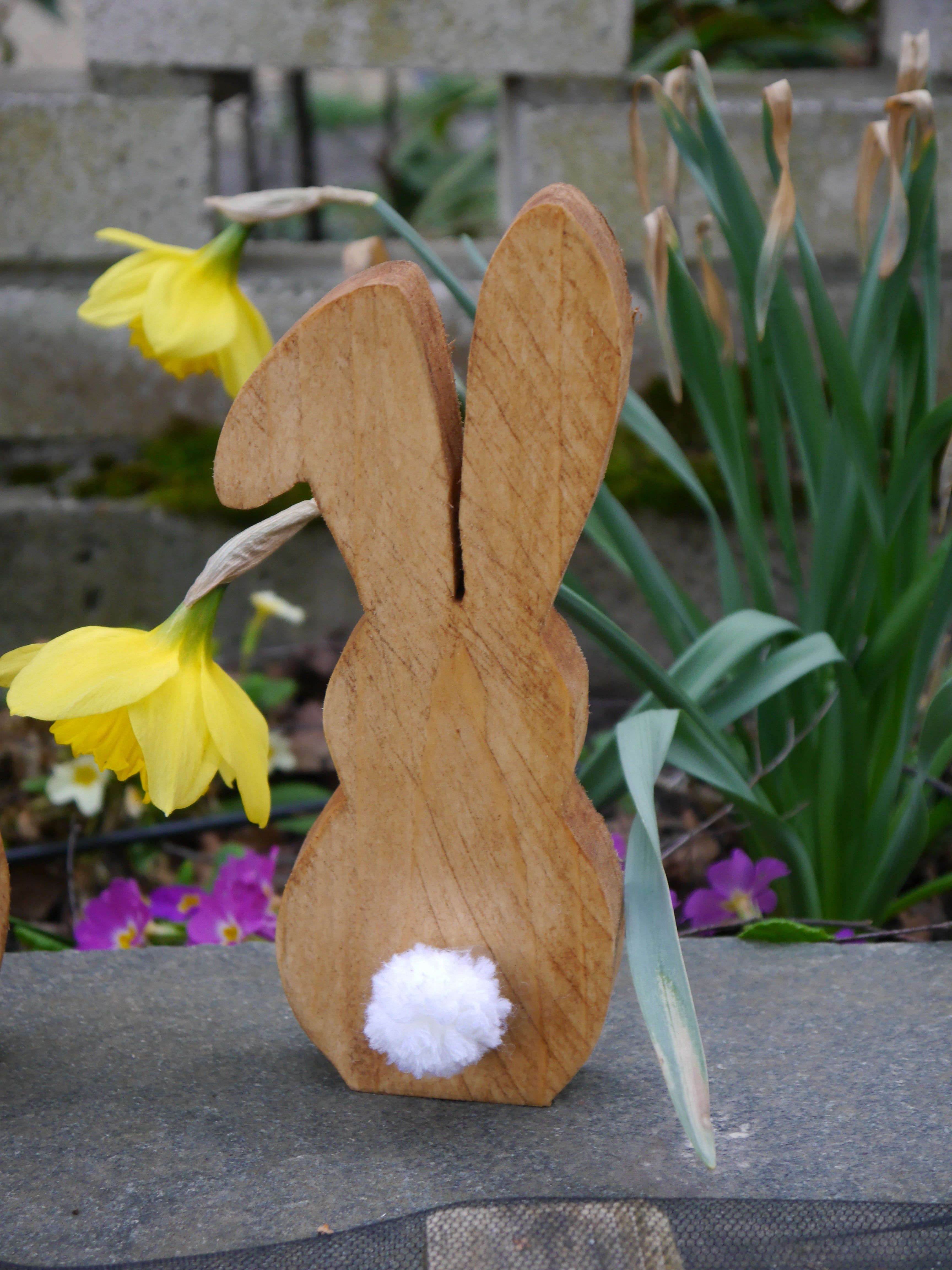 große Osterhasen, Holzhasen, Dekohasen, Ostern, Frühling, Dekoration Haustüre, Osterdekoration Haustüre