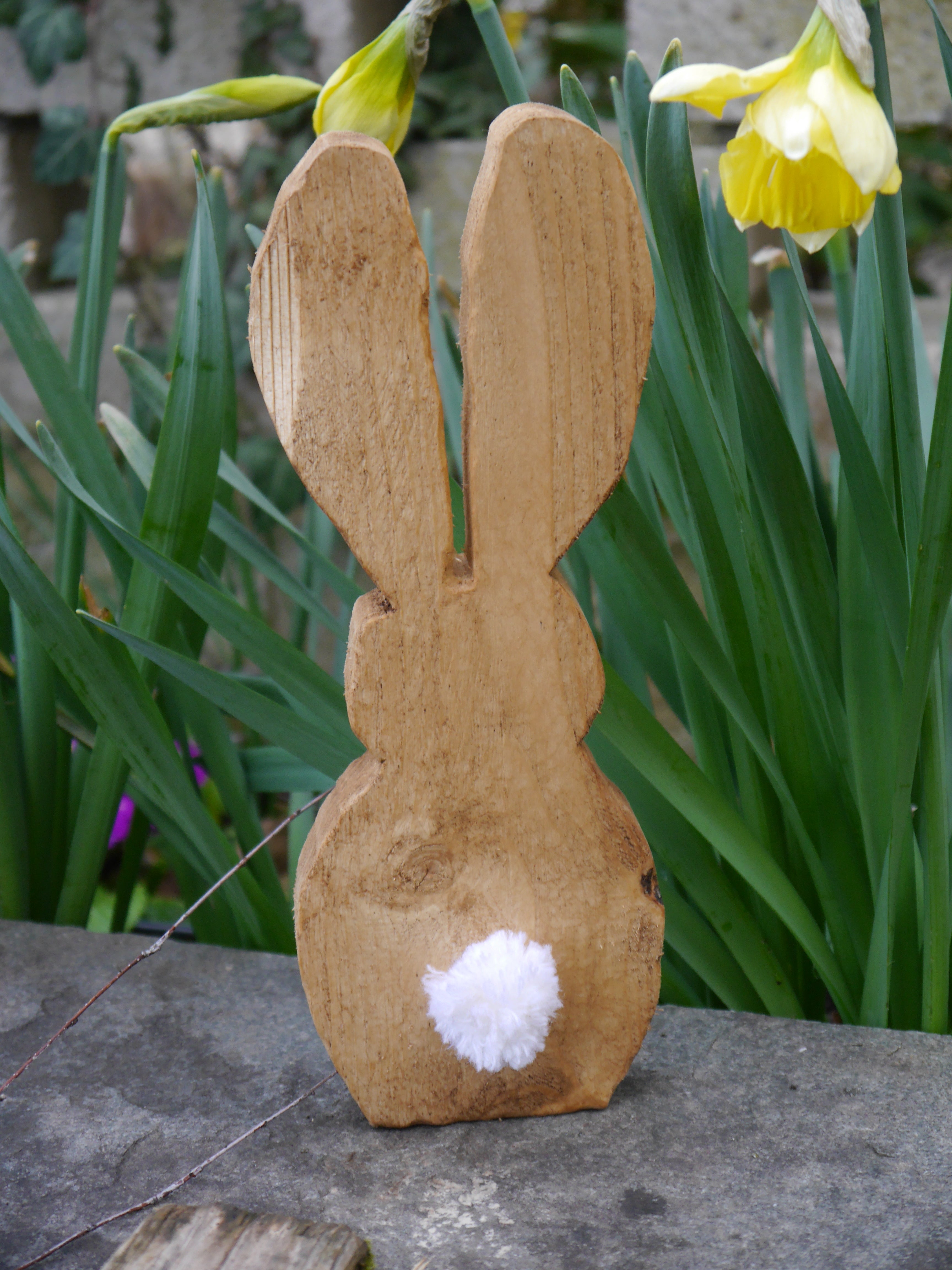 große Osterhasen, Holzhasen, Dekohasen, Ostern, Frühling, Dekoration Haustüre, Osterdekoration Haustüre